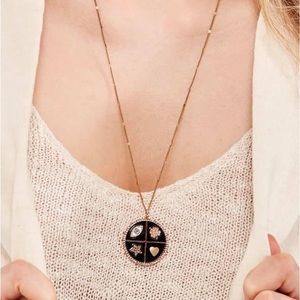 Stella & Dot Mindful Meditation Pendant